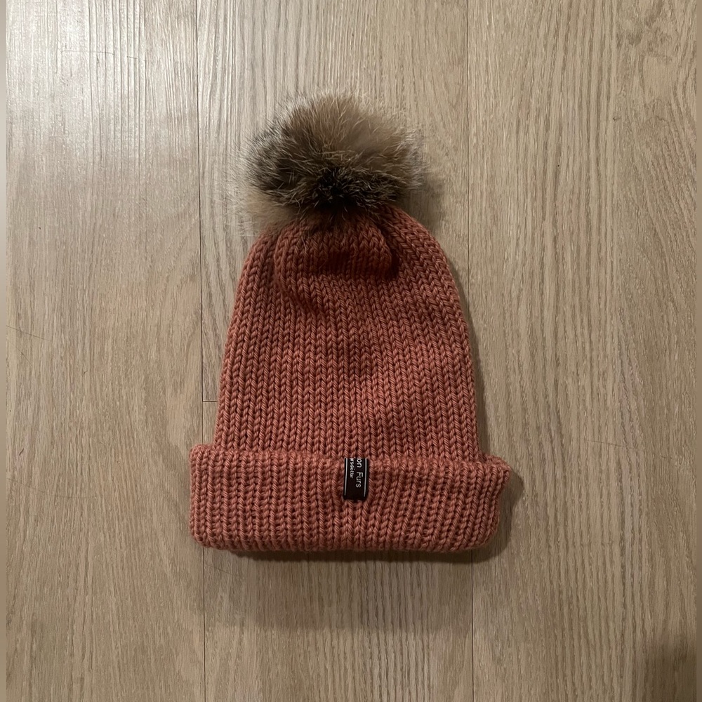 Wild Yykon Fur Knit Beanie with real fur Pom Pom
